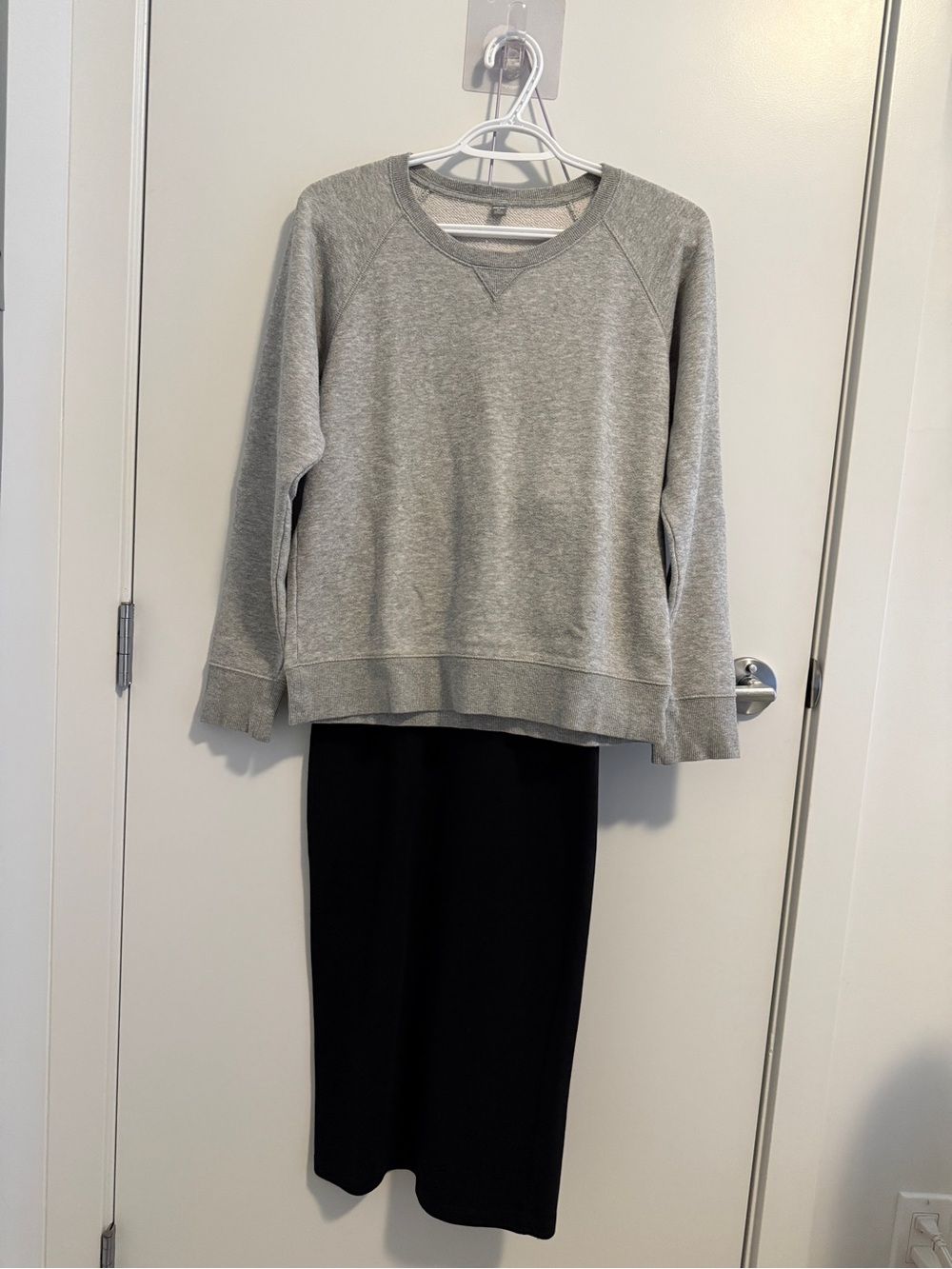 Uniqlo Sweater with H&M Maxi Skirt